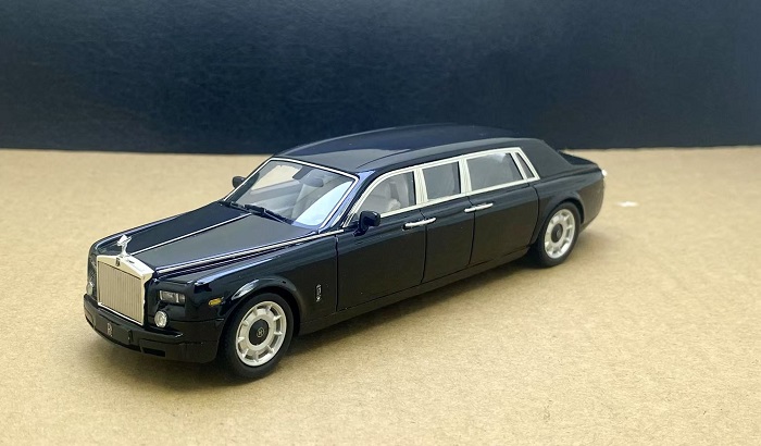1/43 Rolls-Royce Stretched Phantom EWB 2004