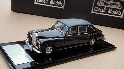 1/43 Rolls-Royce Phantom V Limousine 1967 James Young ,PV16