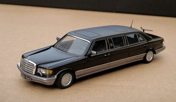 1/43 Mercedes-Benz W126 Series 1000SEL Limousine 1988