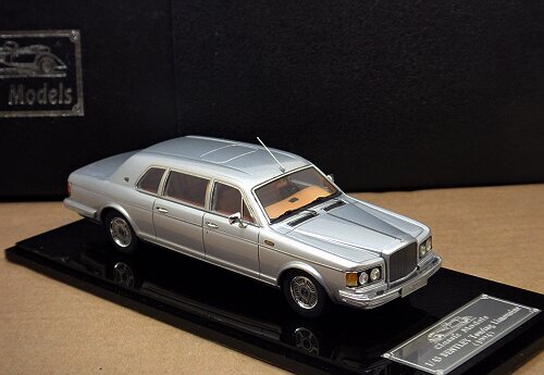 1/43 Bentley Touring Limousine 1994