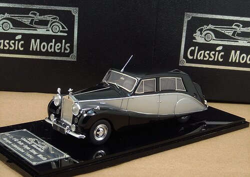 1/43 Rolls-Royce Silver Wraith Hooper Limousine （B/S/B)